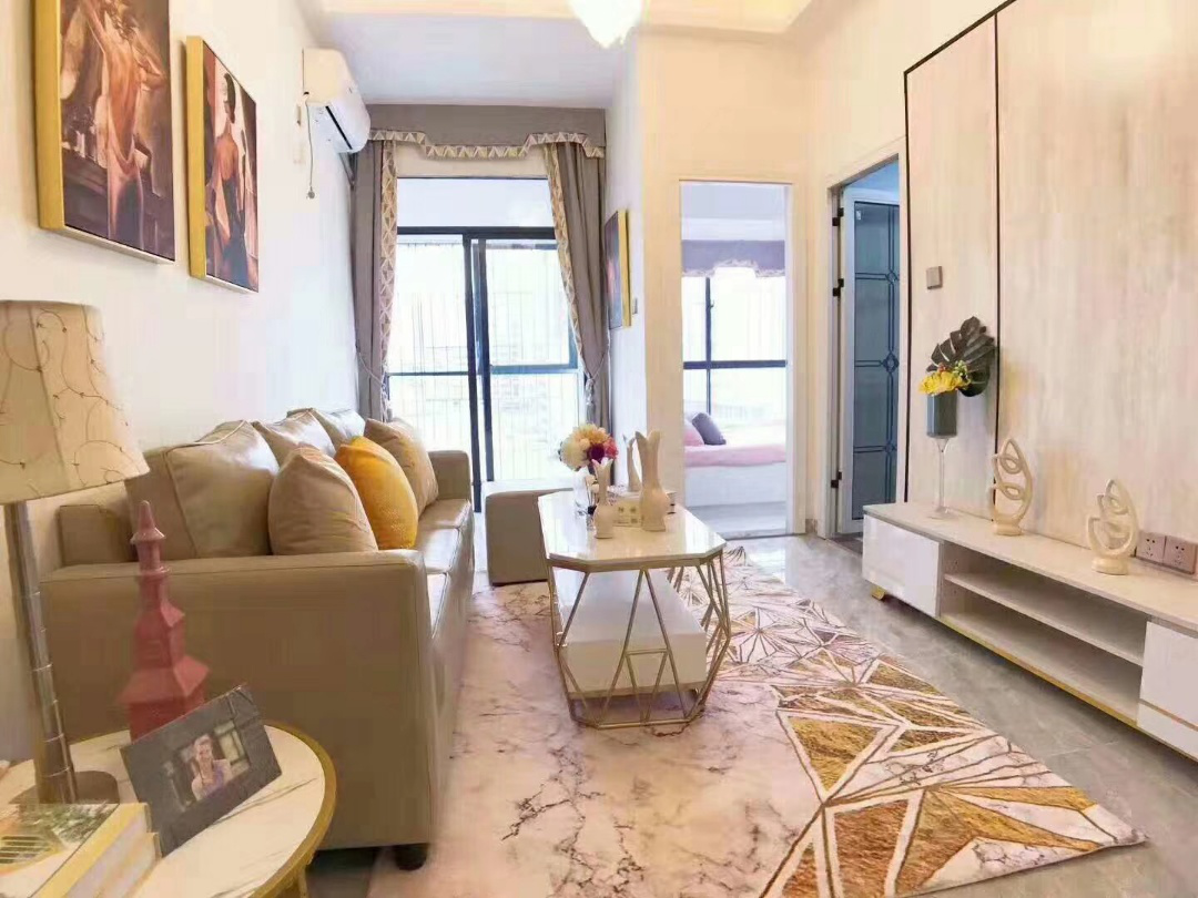 鷺湖花園二期小兩房46.8萬/套起