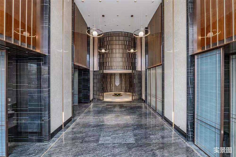 龍華鴻榮源天俊均價61500元/平