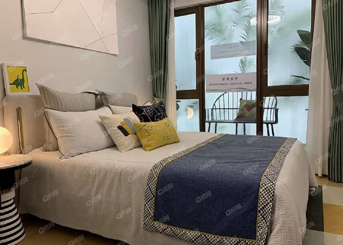 君成世界灣梧桐樹廣場-均價45000元/平