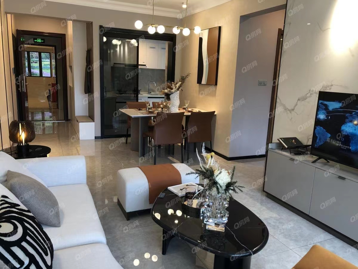 港龍紫譽華庭均價-10500元/平