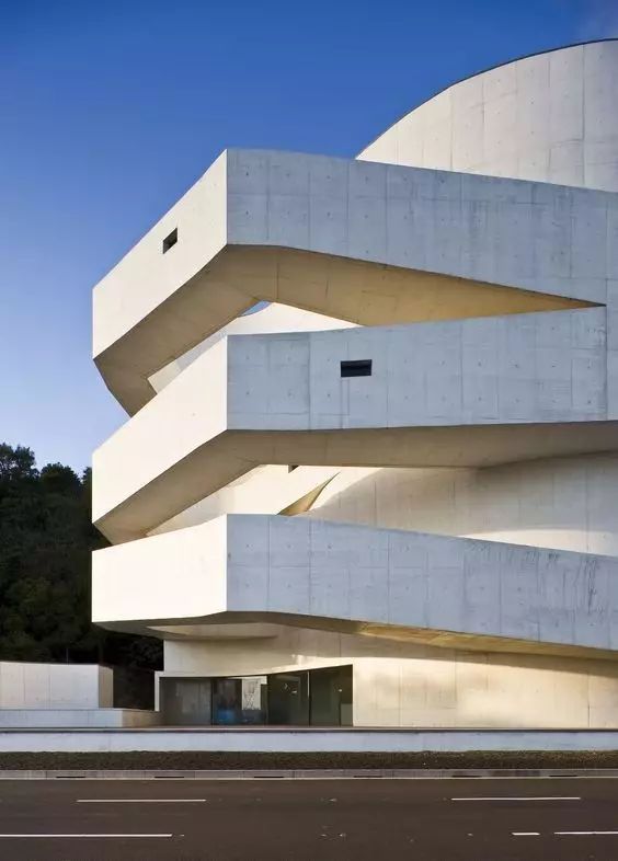 該項目主要服務設施集中配置于安豐街兩側