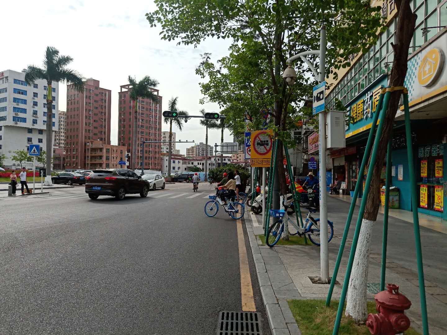 樂居君沿著沙井大街實探了一次金蠔小鎮(zhèn)