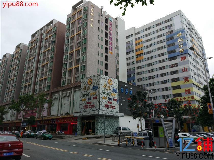 戶戶通天燃?xì)?></img></p>
<p><strong>每兩棟樓之間就有一個(gè)獨(dú)立的花園設(shè)計(jì)</strong></p>
<p>1、深圳觀瀾小產(chǎn)權(quán)房《瀾山壹號(hào)》值得訂購嗎。所以是值得賣的，樓盤設(shè)在龍華觀瀾大大坑，毗連觀瀾高新科技城，未來品牌價(jià)值空間廣闊，也是觀瀾目前唯一一手在售的大型苑村委統(tǒng)建樓。</p>
<p>2、觀瀾《瀾山一號(hào)》總計(jì)是8棟的苑居民小區(qū)，全封閉式住宅小區(qū)行政管理，8棟中間結(jié)構(gòu)設(shè)計(jì)，樓梯房一梯六戶，每棟樓的五層便8層，每兩棟樓之間便有一個(gè)獨(dú)立的苑結(jié)構(gòu)設(shè)計(jì)，度假村在兩棟樓之間的寬度達(dá)20米，每個(gè)層樓還便不任何遮蓋，通風(fēng)非常好，苑中睡蓮松樹、園林景觀小魚塘都有。</p>
<p>3、堪稱是樓中有長廊，度假村中有房，這才是真正的度假村居民小區(qū)房。</p>
<p>4、還就瀾山一號(hào)是目前能在觀瀾賣出去一手的村委統(tǒng)建樓了，村委統(tǒng)建樓的益處大家如果都認(rèn)得，更重要是一手的村委統(tǒng)建樓，很之稀缺，村委統(tǒng)建的用處正是即賣即入駐，通LNG，民用發(fā)電，孩子就讀于附近的公立小學(xué)還方便，這么稀缺的村委統(tǒng)建就是大型的苑住宅小區(qū)夠不夠迎合你了。</p>
<p><strong>龍華觀瀾觀湖域景好盤推薦</strong></p>
<p>1、龍華觀瀾觀湖域景好盤所推薦。龍華觀瀾4棟連排最便宜村委統(tǒng)建樓小產(chǎn)權(quán)房《觀瀾觀湖域景》，村委簽字 ，隆重開售。</p>
<p>2、200套超級(jí)上證指數(shù)，需遷入，申領(lǐng)碩士學(xué)位，手慢有手慢無。</p>
<p>3、單方面零分期付款，單方面分期付款，本金5.88厘。</p>
<p>4、戶戶大墻壁，鳥瞰飄窗，住宅小區(qū)具有停車，低開發(fā)成本，超低打折， 不限貸不調(diào)控， 好商業(yè)區(qū)股權(quán)投資自住必選。</p>
<p>5、龍華觀瀾最便宜需落房村委統(tǒng)建樓小產(chǎn)權(quán)房｛觀瀾觀湖域景｝。</p>
<p>6、8萬/套起租1800元起。5萬/套起租2200元起。</p>
<p>7、18號(hào)線寶鹽線新田站（已總體規(guī)劃），有軌有軌電車下圍，全城巴士站樓盤超低價(jià)，投資回報(bào)率極高。</p>
<p>8、樓盤穿過硅谷不斷創(chuàng)新科技產(chǎn)業(yè)工業(yè)園與新田森林公園， 自住引領(lǐng)者， 進(jìn)行投資上品。</p>
<p>9、360度超人通風(fēng)，精裝修收房，一步有軌電車,咫尺硅谷,對(duì)望公園。</p>
					<br/>
				<div style=