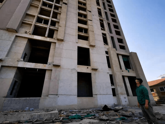 回遷房房地產中介去進行更名