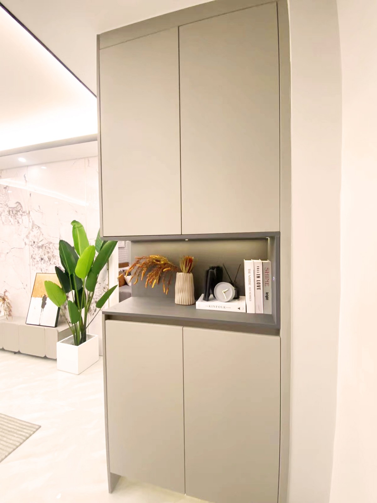  深圳石巖小產(chǎn)權(quán)房|雅居花園 首付35.8萬/套應人石站600米