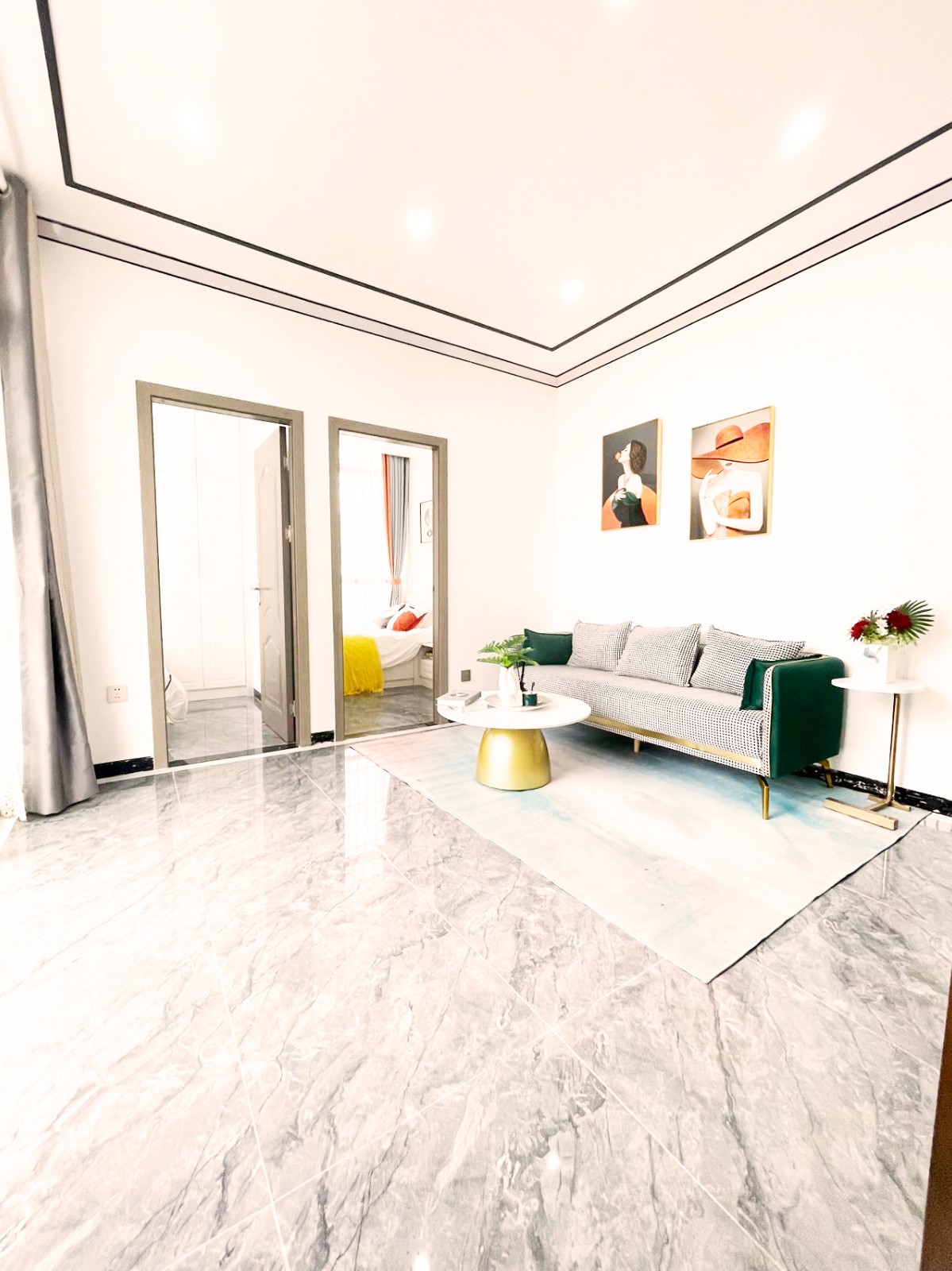 深圳石巖小產(chǎn)權(quán)房|創(chuàng)富雅苑 13.8萬/套  應人石地鐵600米